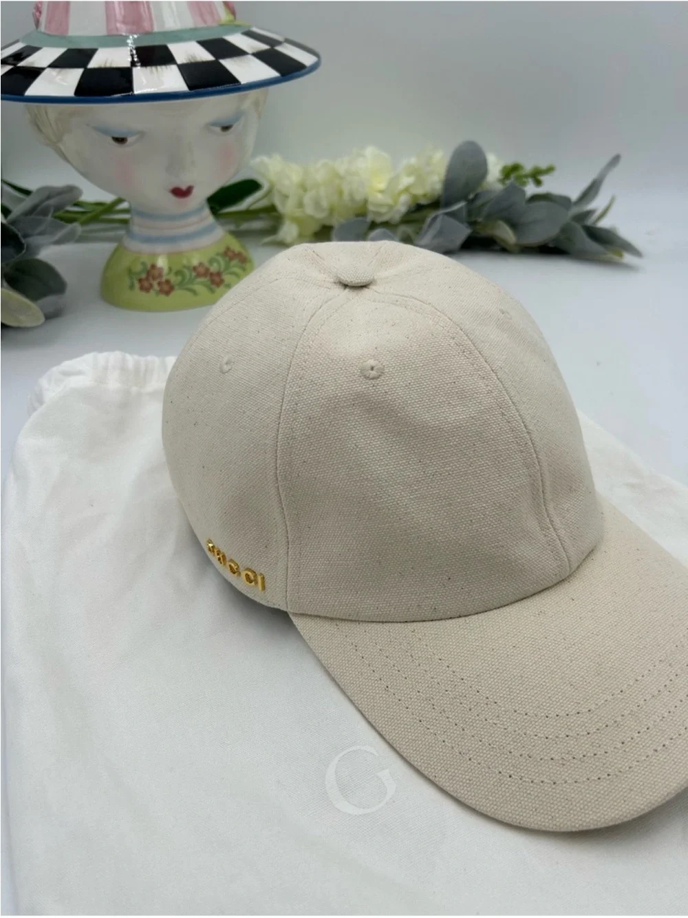 Unisex, Gucci, gold logo baseball cap size large made in Italy
